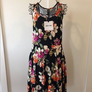 Agnes & Dora Girl Fisher Floral Sleeveless Dress